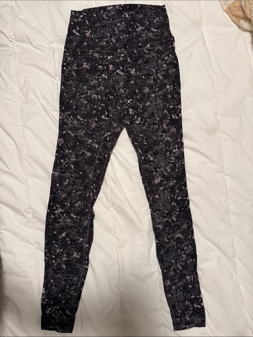 lululemon athletica High-Waist Floral Space-Dye Leggings - Black & Light Pink